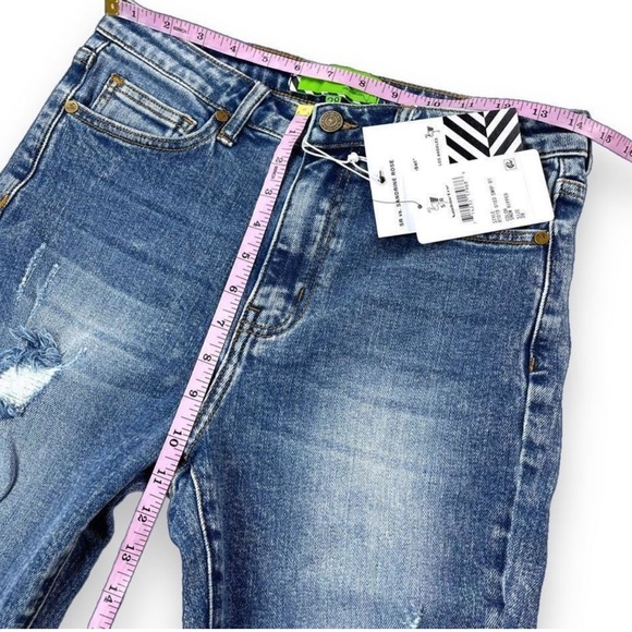 NWT SANDRINE ROSE  X FREE PEOPLE SKINNY JEAN WOMEN SIZE 28 SNOW RIPPED - Picture 8 of 10